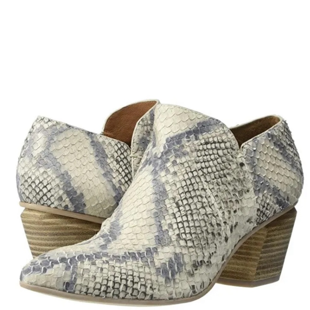 FRANCO SARTO Karson Snake Print Leather ankle boots 7M